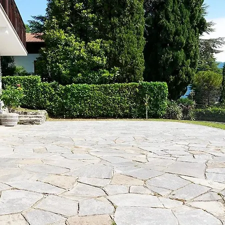 Casa Pescarino With View And Hydromassage マンデッロ・デル・ラーリオ