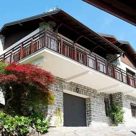 アパート Casa Pescarino With View And Hydromassage マンデッロ・デル・ラーリオ