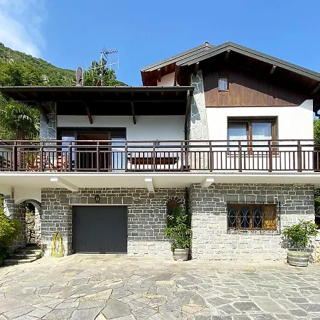 Casa Pescarino With View And Hydromassage マンデッロ・デル・ラーリオ