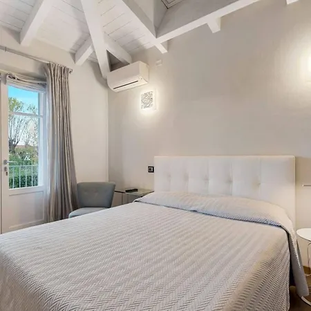 Casa Pescarino With View And Hydromassage דירה *